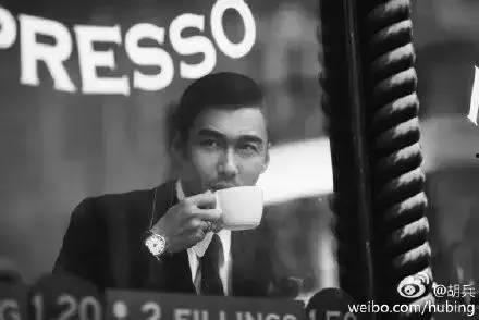 爱喝咖啡男明星,揭秘爱喝咖啡的男明星风采