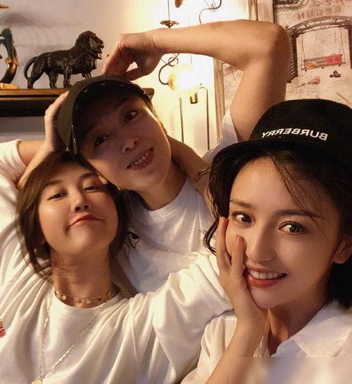 爆料最真实的狗仔视频,狗仔队捕捉到的最真实明星瞬间